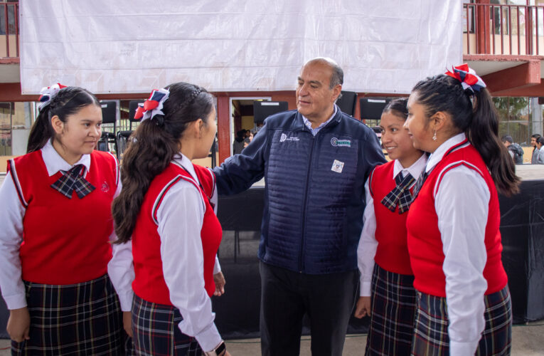 569 mil estudiantes regresan a clases en Hidalgo