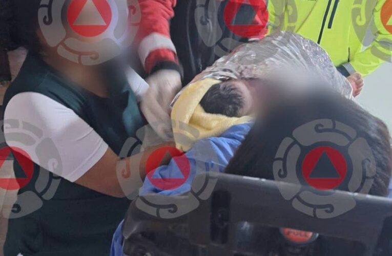 BEBÉ NACE EN VEHÍCULO 